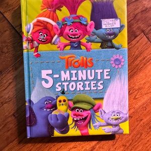 Trolls 5-Minute Stories Book